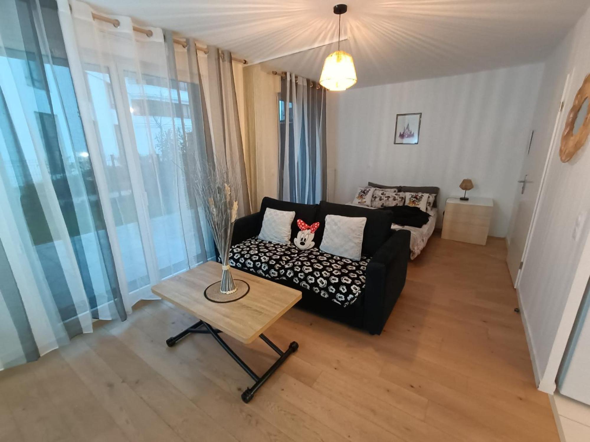 Disney - Paris 5 Min De Disney - Pk Prive Gratuit - 4 Personnes - Terrasse Jardin Chessy (Seine-et-Marne) Exterior foto
