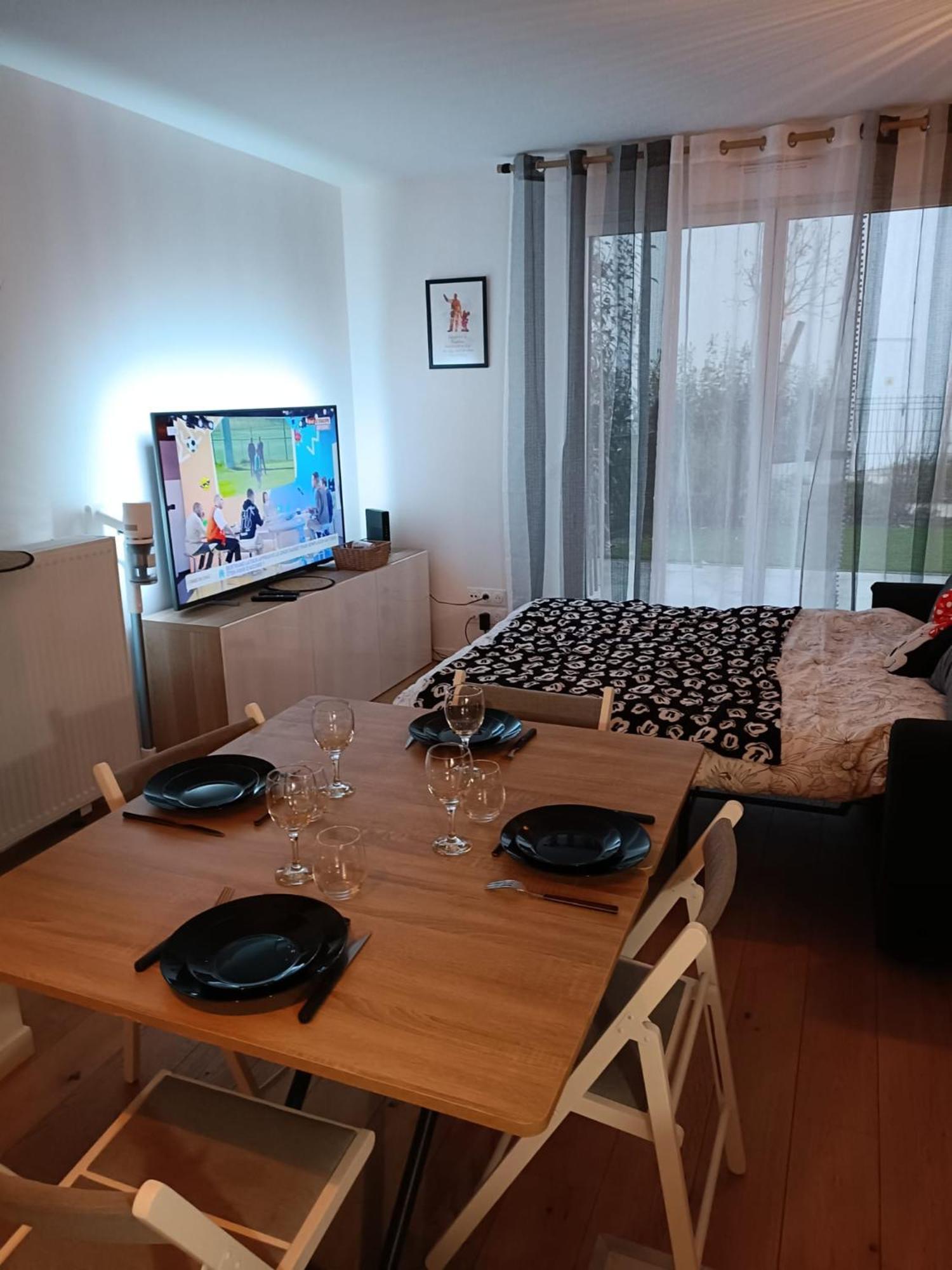 Disney - Paris 5 Min De Disney - Pk Prive Gratuit - 4 Personnes - Terrasse Jardin Chessy (Seine-et-Marne) Exterior foto