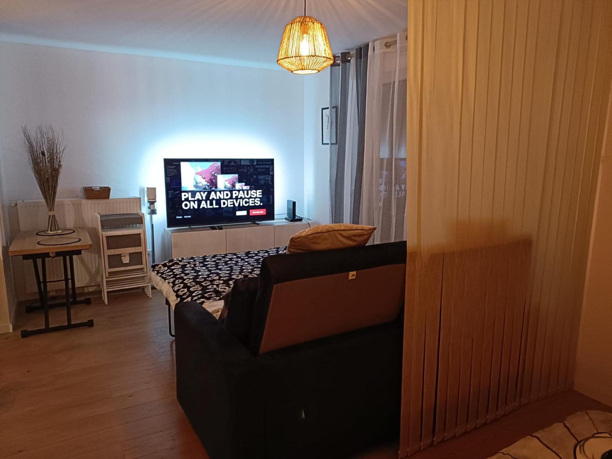 Disney - Paris 5 Min De Disney - Pk Prive Gratuit - 4 Personnes - Terrasse Jardin Chessy (Seine-et-Marne) Exterior foto