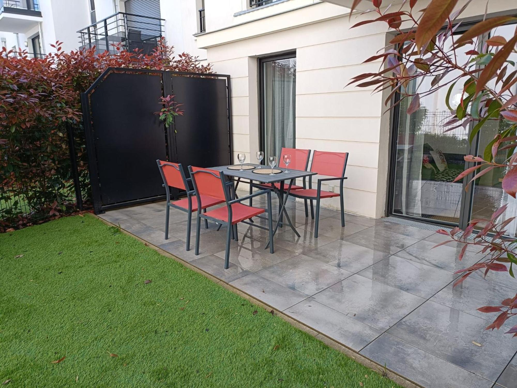 Disney - Paris 5 Min De Disney - Pk Prive Gratuit - 4 Personnes - Terrasse Jardin Chessy (Seine-et-Marne) Exterior foto
